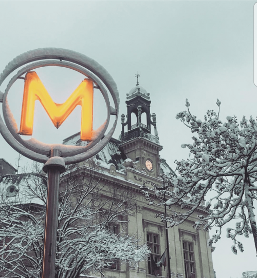 Verhaal, foto's en video: 'Hevige sneeuwval in Parijs'