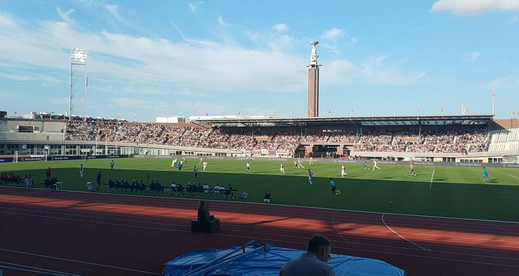 Geen nostalgische zege voor Ajax in het Olympisch Stadion