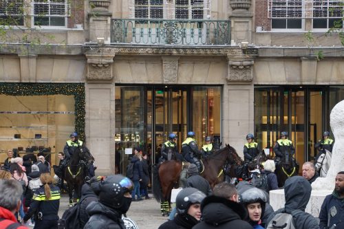 Gele hesjes zaterdagmiddag opnieuw in actie in Amsterdam