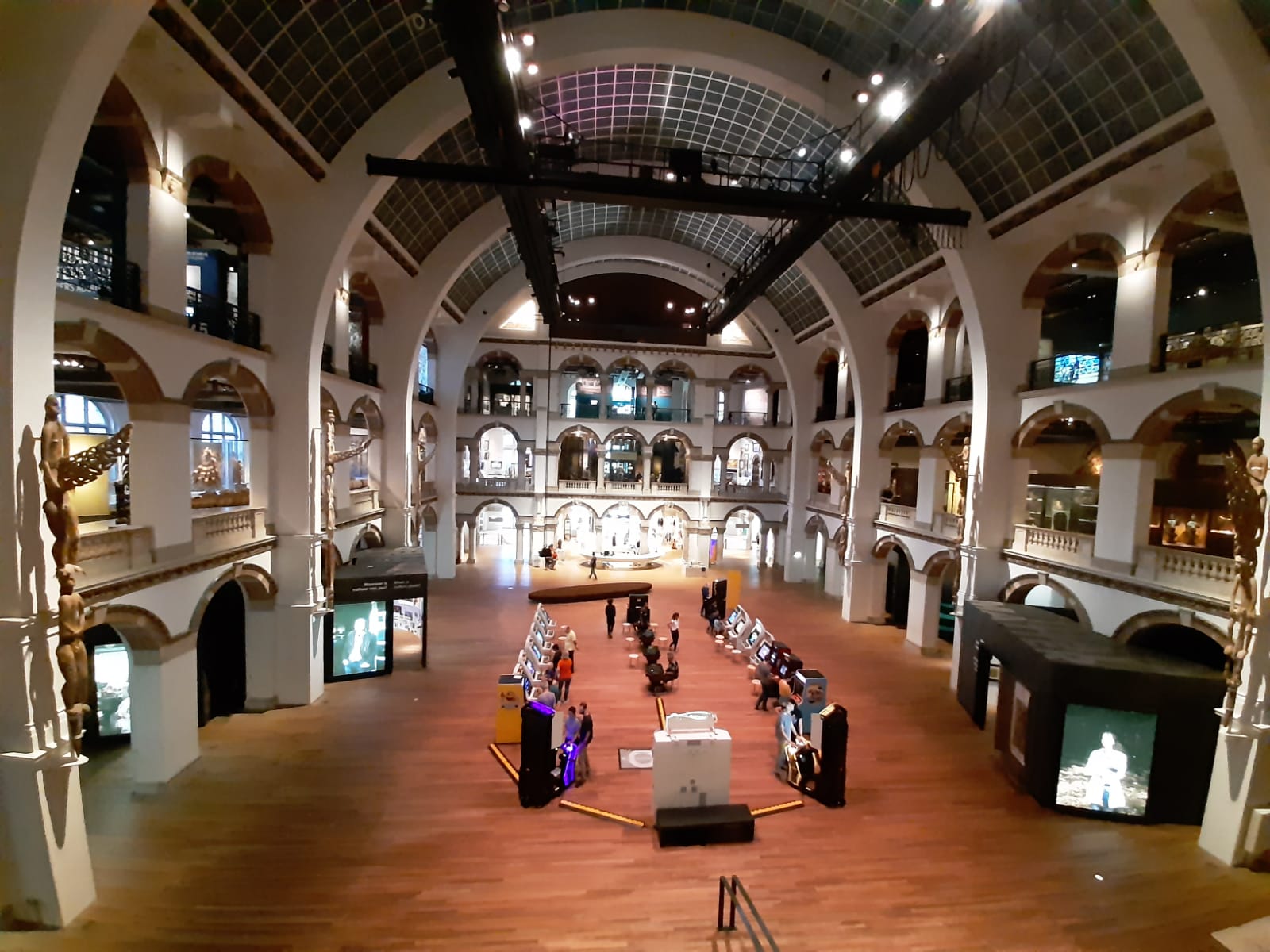 VTA bezocht Cool Japan in het Tropenmuseum