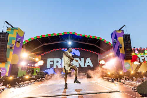 In het Amsterdamse Bos vierde Vunzige Deuntjes zaterdag 8 juli haar 10e verjaardag! Was jij hierbij niet aanwezig? Wil je wel weten wat je gemist hebt? Kijk dan naar deze mooie festivalfoto's!
