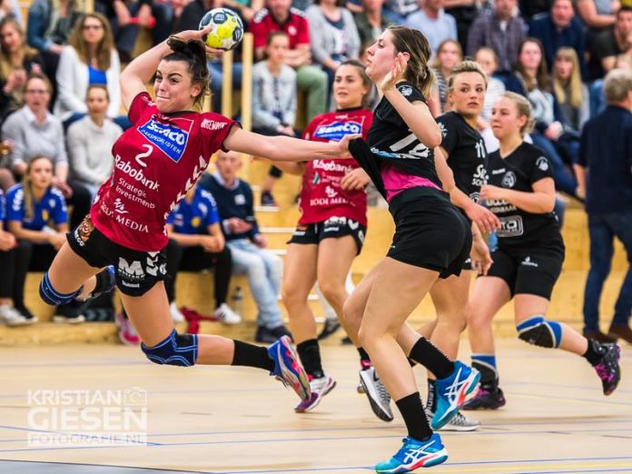 Handbalsters van VOC verliezen bij Dalfsen Handbalsters van VOC verliezen bij Dalfsen