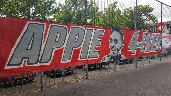 Ajax geeft update over situatie Abdelhak Nouri Ajax geeft update over situatie Abdelhak Nouri