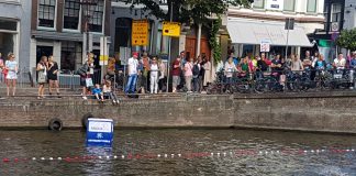Wat te doen in Amsterdam op zaterdag 2 september Wat te doen in Amsterdam op zondag 3 september Als we de weersvoorspelling mogen geloven dan wordt het deze zondag een heerlijk nazomers dagje in Amsterdam. Reden genoeg om lekker de stad in te gaan met in je hand ons lijstje ‘Wat te doen in Amsterdam op zaterdag 2 september’.