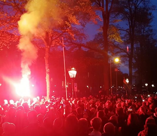 Hartverwarmend eerbetoon aan burgemeester Eberhard van der Laan