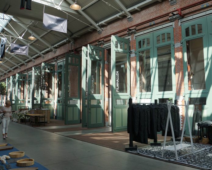 Kerstfeest bij de Hallen Studio’s Kerstfeest bij de Hallen Studio’s