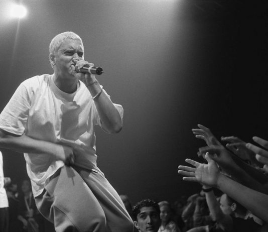EMINEM KONDIGT REVIVAL TOUR AAN EMINEM KONDIGT REVIVAL TOUR AAN
