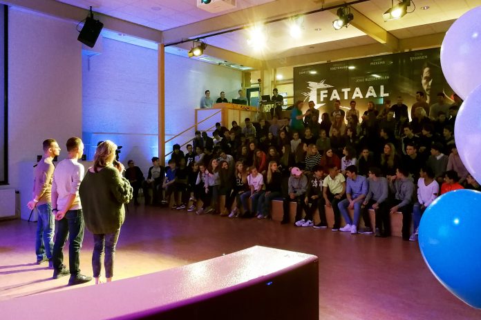Succesvolle aftrap van Fataal Schooltour op het Kajmunk College in Hoofddorp