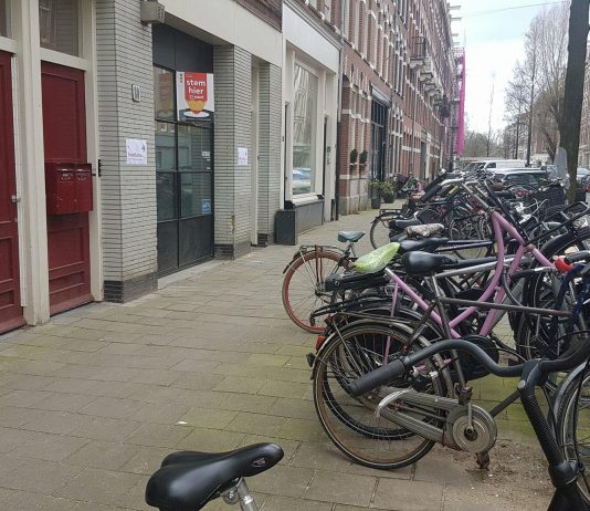 Wees lief voor elkaar wees lief voor de stad Wees lief voor elkaar wees lief voor de stad