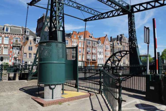 Krul-entrepotdok-amsterdam C1 Elke dag komt vrijetijdamsterdam.nl met een bericht "wat te doen in Amsterdam"