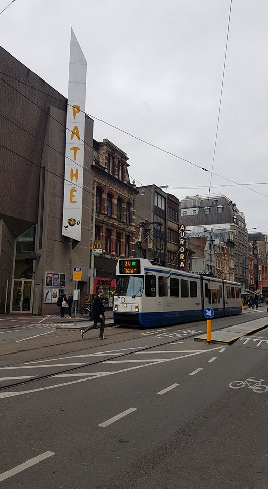 Nu toch echt einde aan tijdperk cash betalen in tram Nu toch echt einde aan tijdperk cash betalen in tram