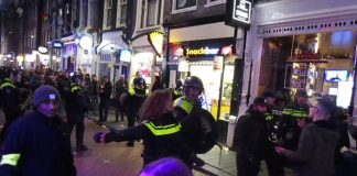 Chaotisch dagje in Amsterdam na invasie van duizenden Britse supporters