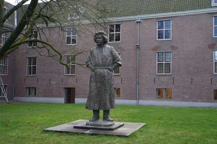 04-04-2018 Beeld Rembrandt-Hermitage binnetuin 2 Blog: leuke dingen te doen in Amsterdam woensdag 4 april
