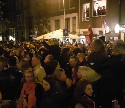 Lekker sfeertje tijdens Koningsnacht 2018