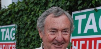 NICK MASON’S SAUCERFUL OF SECRETS OP 6 SEPTEMBER NAAR CARRÉ NICK MASON'S SAUCERFUL OF SECRETS OP 6 SEPTEMBER NAAR CARRÉ