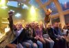 Feestje bij de buren