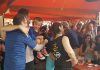 Franse supporters vieren feest op Thorbeckeplein