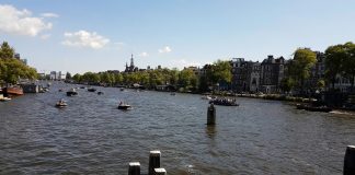 AMSTERDAM DAT IS MOOIER DAN PARIJS