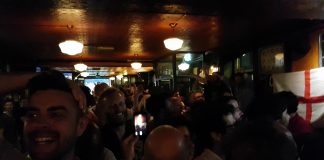 PUBS IN AMSTERDAM WAAR JE ENGELAND TEGEN KROATIЁ KUNT KIJKEN