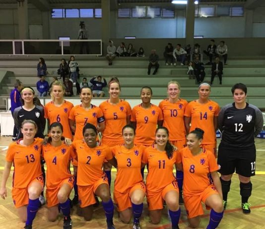 CANAL PARADE 2018: EREDIVISIE VROUWEN ZAALVOETBAL BOOT CANAL PARADE 2018: EREDIVISIE VROUWEN ZAALVOETBAL BOOT