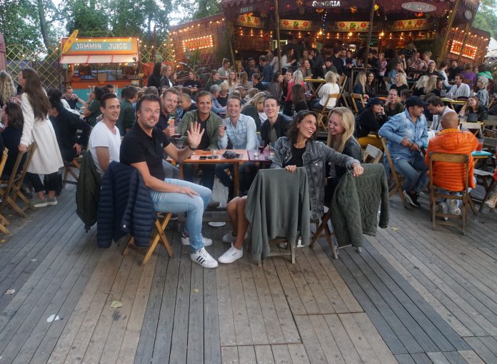 Paradebezoekers uit de hoofdstad komen het vaakst puur voor alcoholconsumptie