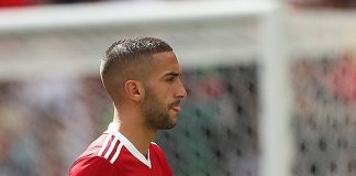 Ajax brengt Ziyech in verleiding