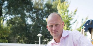 Flikker toch op met je notitieblok