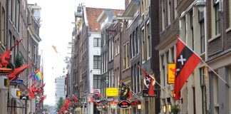 Kroegeigenaar ’t Mandje: ‘dit is nou wat we willen’ Kroegeigenaar 't Mandje: 'dit is nou wat we willen'