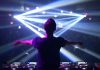 SAM FELDT KOMT FANS TEGEMOET TIJDENS ADE 2018