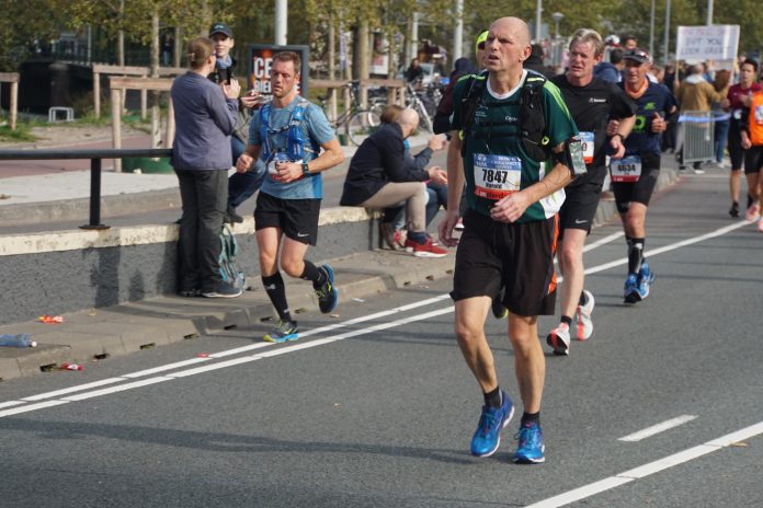 Cherono en Bekele winnaars TCS Amsterdam Marathon