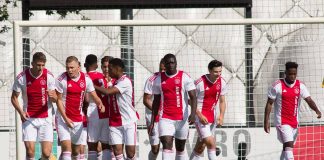 Ajax O19 deelt pak rammel uit aan AEK O19 Ajax O19 deelt pak rammel uit aan AEK 019