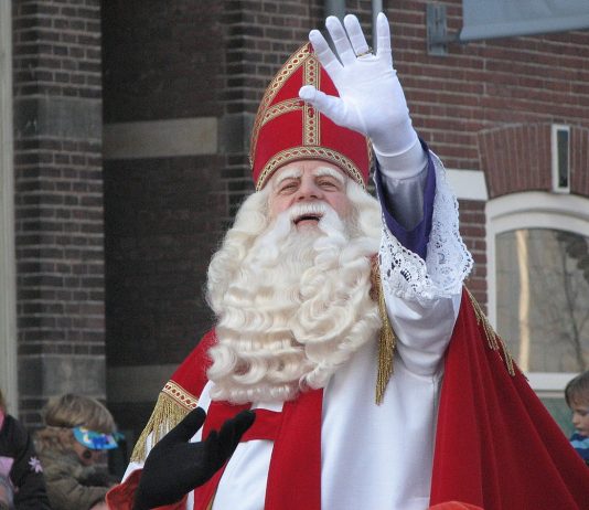 Zwarte Piet activisten niet langer welkom na bedreigingen social media Zwarte Piet activisten niet langer welkom na bedreigingen social media