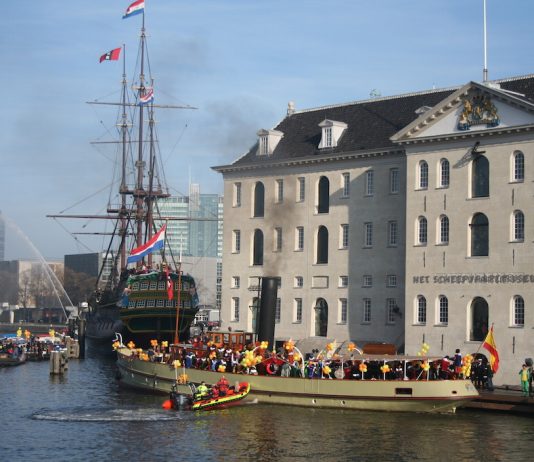 Sinterklaas in Amsterdam: 80e sintintocht in Amsterdam op 18 november Sinterklaas in Amsterdam: 80e sintintocht in Amsterdam op 18 november