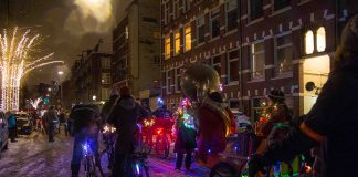 Amsterdam Light Parade 16 december in het Westerpark Amsterdam Light Parade 16 december in het Westerpark