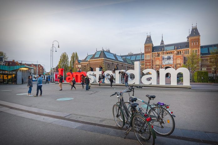Afscheid I amsterdam-letters nu toch echt nabij Afscheid I amsterdam-letters nu toch echt nabij