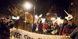 Vanavond in Amsterdam: Super Sint Maarten Lichtjesparade door Oost! Vanavond in Amsterdam: Super Sint Maarten Lichtjesparade door Oost!