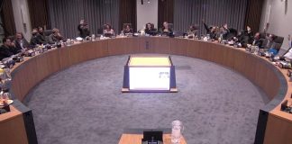 Coalitie gefrustreerd: Oppositie blokkeert debat verhoging parkeertarieven Coalitie gefrustreerd: Oppositie blokkeert debat verhoging parkeertarieven
