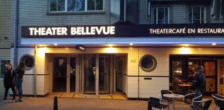 Een witte heteroseksuele man in Theater Bellevue
