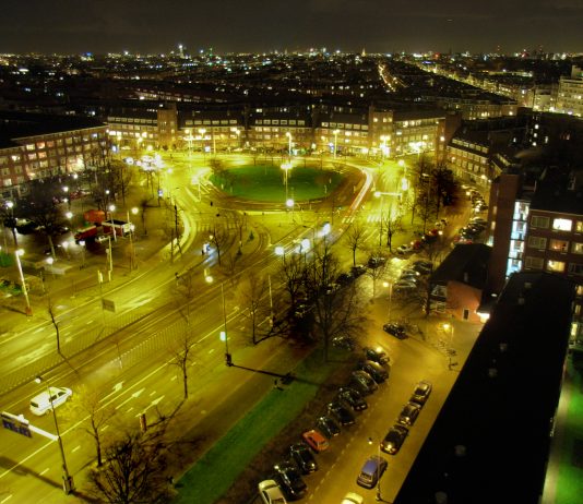 Mislukte plofkraak Surinameplein in Amsterdam