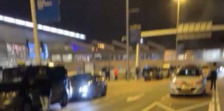 Video: Speciale eenheden naar binnen bij Schiphol na bom dreigement
