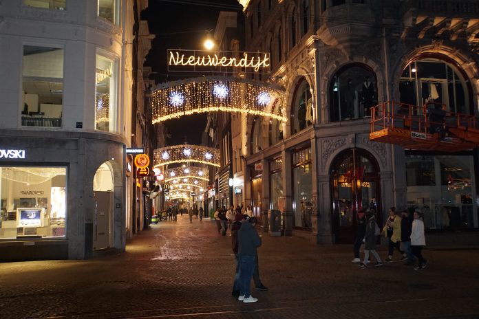 Amsterdam kreeg er het afgelopen jaar 10 duizend inwoners bij