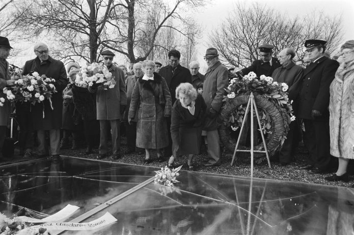 Zondag in Amsterdam: Nationale Holocaust Herdenking – Voorheen Auschwitzherdenking Zondag in Amsterdam: Nationale Holocaust Herdenking – Voorheen Auschwitzherdenking