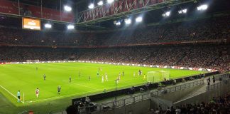Ajax veilig geland op Orlando en aangekomen in spelershotel