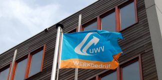 Partij van de Ouderen: Geen Nederlands is geen uitkering Partij van de Ouderen: Geen Nederlands is geen uitkering