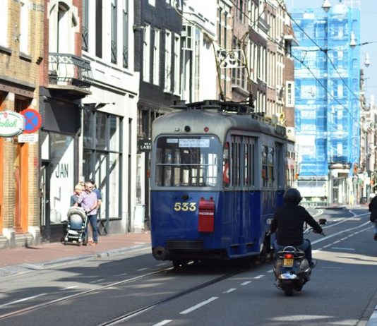 Is de Utrechtsestraat gezellig om te winkelen in Amsterdam?