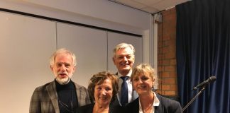 Partij van de Ouderen opent digitale ideeënbus ‘Uw Wil is wet’ Partij van de Ouderen opent digitale ideeënbus ‘Uw Wil is wet’ Wil van Soest: “Opgeheven haltes, verdwenen brievenbussen en pinautomaten. De zorgen zijn groot” De samenwerking van de Partij van de Ouderen en 50PLUS komt met volle energie uit de startblokken. Vandaag lanceren de partijen, die gezamenlijk meedoen aan de Provinciale Staten verkiezingen van Noord-Holland, de digitale ideeënbus ‘Uw Wil is wet’. Op deze wijze willen de partijen precies te weten komen wat er leeft en waarvan de kiezers willen dat de provincie dat oplost. Via het e-mailadres uwwiliswet@gmail.com kunnen de ideeën gedeeld worden.