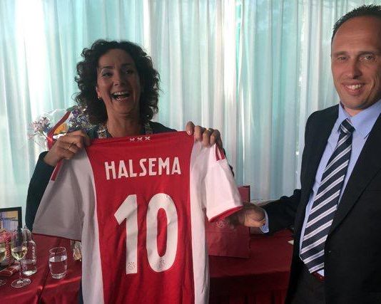 Hooligan Halsema en de Ajax-achterban: een gedoemd huwelijk Hooligan Halsema en de Ajax-achterban: een gedoemd huwelijk