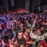 Wil jij Ajax tegen Juventus op groot scherm in Amsterdam kijken? De redactie van Vrije Tijd Amsterdam stelde een mooie lijst samen met plekken in de stad om de wedstrijd op groot scherm te kijken!
