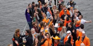 Online veiling grachtenboten voor Koningsdag 2019 in Amsterdam Erik Frenken ontvangt het negende Cultuurfonds Mode Stipendium