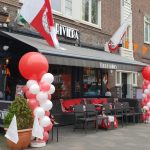 Ajax – Tottenham kijken op groot scherm in Amsterdam